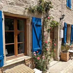 Rue Des Fleurs Puycelsi Holiday home